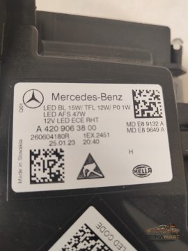 Foto 4 von Frontscheinwerfer Mercedes-Benz A4209063800 Links