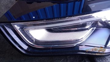 Foto 4 von Frontscheinwerfer Audi Bi-Xenon 8T0941005C Links