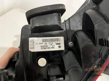 Foto 17 von Rückleuchte Volkswagen 5G0945095Q Links + Rechts (Paar)