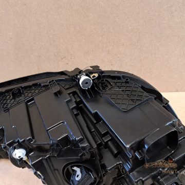 Foto 10 von Frontscheinwerfer Hella Full LED 5A3CE91 Links