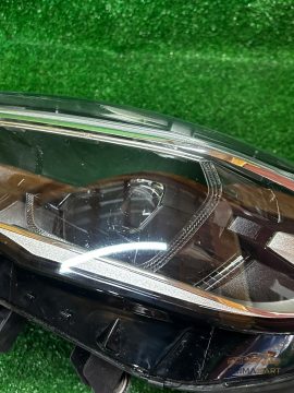 Foto 2 von Frontscheinwerfer BMW Full LED 8738641 Links
