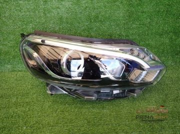 Foto 2 von Frontscheinwerfer Toyota Bi-Xenon 9808237480 Rechts