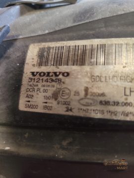 Foto 8 von Frontscheinwerfer Volvo 31214348 Rechts