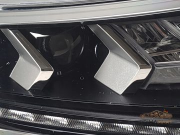 Foto 4 von Frontscheinwerfer Mitsubishi LED ECM92122E20 Rechts