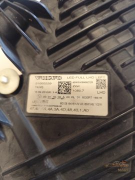 Foto 7 von Frontscheinwerfer Volvo 31655229 Links