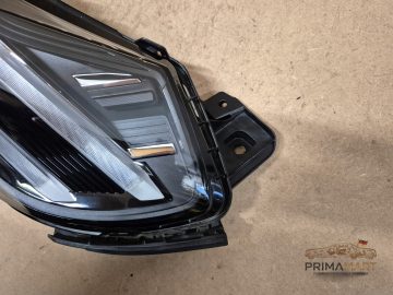 Foto 8 von Frontscheinwerfer Lynk&Co Full LED 8888454525 Rechts