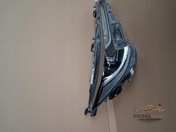 Foto 3 von Frontscheinwerfer Toyota 8111002S70 Rechts