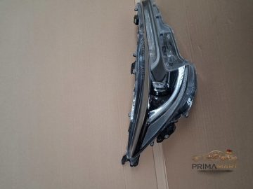Foto 9 von Frontscheinwerfer Toyota 8111002S70 Rechts