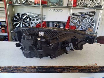 Foto 5 von Frontscheinwerfer Volvo 32404709 Links
