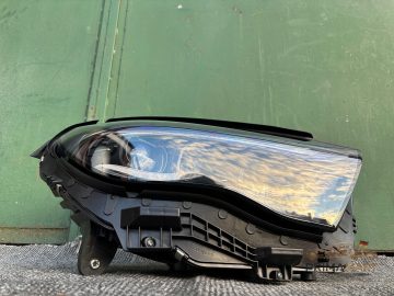 Foto 5 von Frontscheinwerfer Mercedes-Benz ZGS001 Rechts
