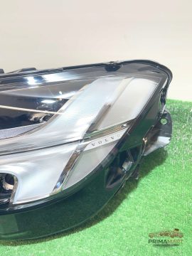 Foto 6 von Frontscheinwerfer Volvo Full LED 31655788 Links