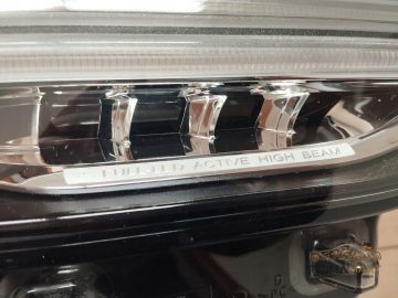 Foto 3 von Frontscheinwerfer Volvo Full LED 32404736 Rechts