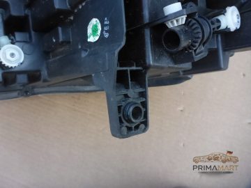 Foto 13 von Frontscheinwerfer MG Full LED 10040160 Rechts