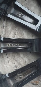 Foto 7 von Alufelge (18-19 Zoll) Renault 403002502R