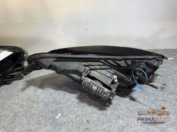 Foto 4 von Frontscheinwerfer Volvo 22025902 Rechts