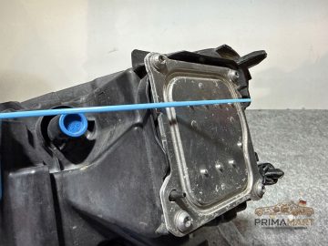 Foto 8 von Frontscheinwerfer Volvo 22025902 Rechts