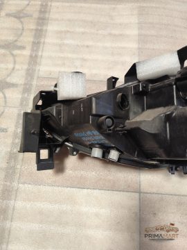 Foto 8 von Frontscheinwerfer Mazda KB8N51030 Rechts