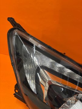 Foto 4 von Frontscheinwerfer Opel LED 13281281 Rechts