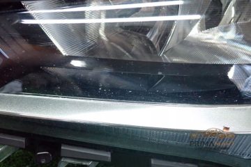 Foto 2 von Frontscheinwerfer Mercedes-Benz A1189061900 Links