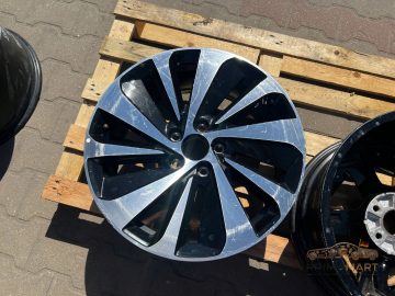 Foto 2 von Alufelge (18-19 Zoll) BYD 3101010