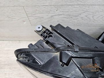 Foto 6 von Frontscheinwerfer Volkswagen 5TB941774D Rechts