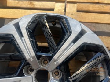 Foto 12 von Alufelge (18-19 Zoll) Citroen 9837772280