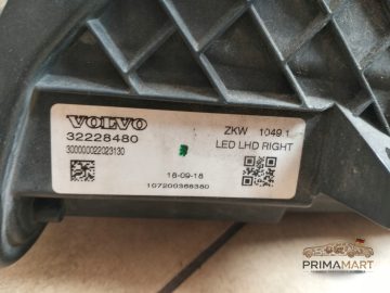 Foto 4 von Frontscheinwerfer Volvo LED 32228480 Rechts