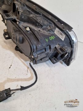 Foto 10 von Frontscheinwerfer Volvo 31299990 Links