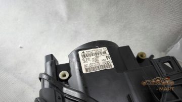 Foto 6 von Frontscheinwerfer Xenon 8K0941004G Rechts