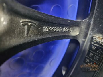 Foto 11 von Alufelge (18-19 Zoll) Tesla 1044221