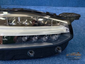 Foto 6 von Frontscheinwerfer Volvo Full LED 32420460 Rechts