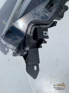 Foto 7 von Frontscheinwerfer Toyota Full LED 81110YP280 Rechts