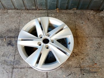 Foto 2 von Alufelge (16-17 Zoll) Volkswagen 5H0601025