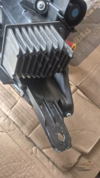 Foto 9 von Frontscheinwerfer Toyota 81150F4240 Links