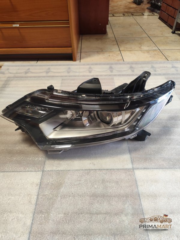 Frontscheinwerfer 8301C8 Links